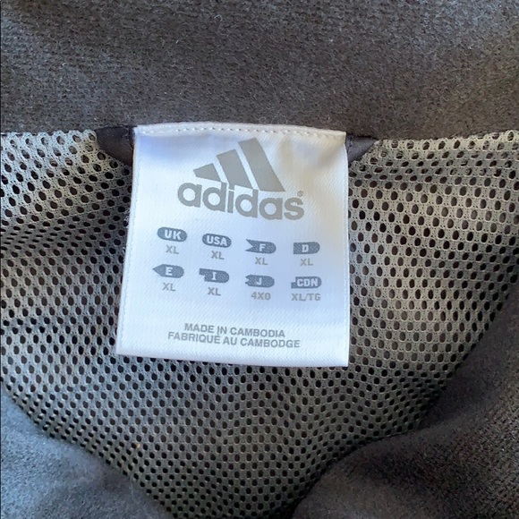 Vintage Adidas Windbreaker - Picture 3 of 7